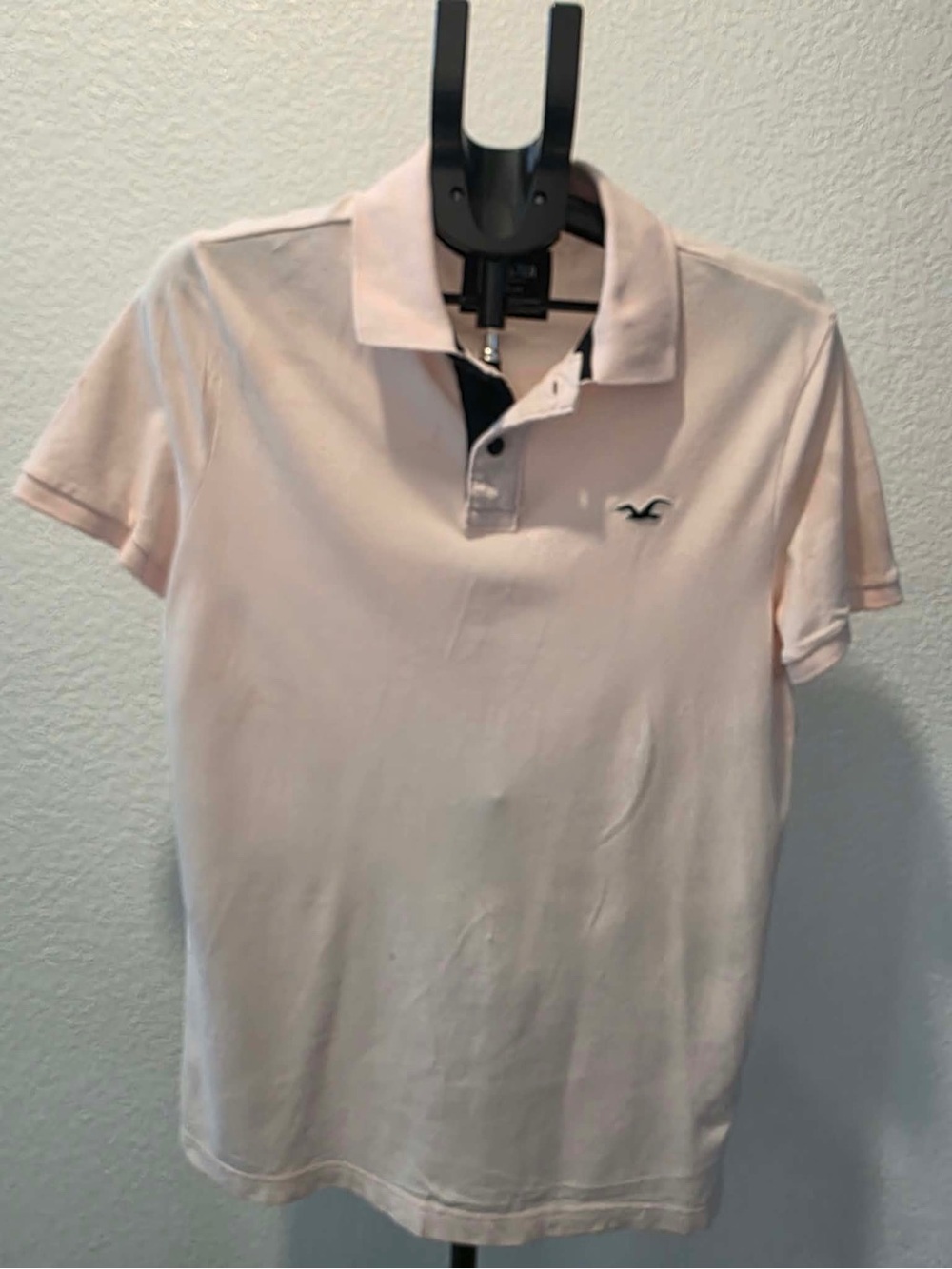Hollister Men's Pale Pink Polo with Contrast Placket
